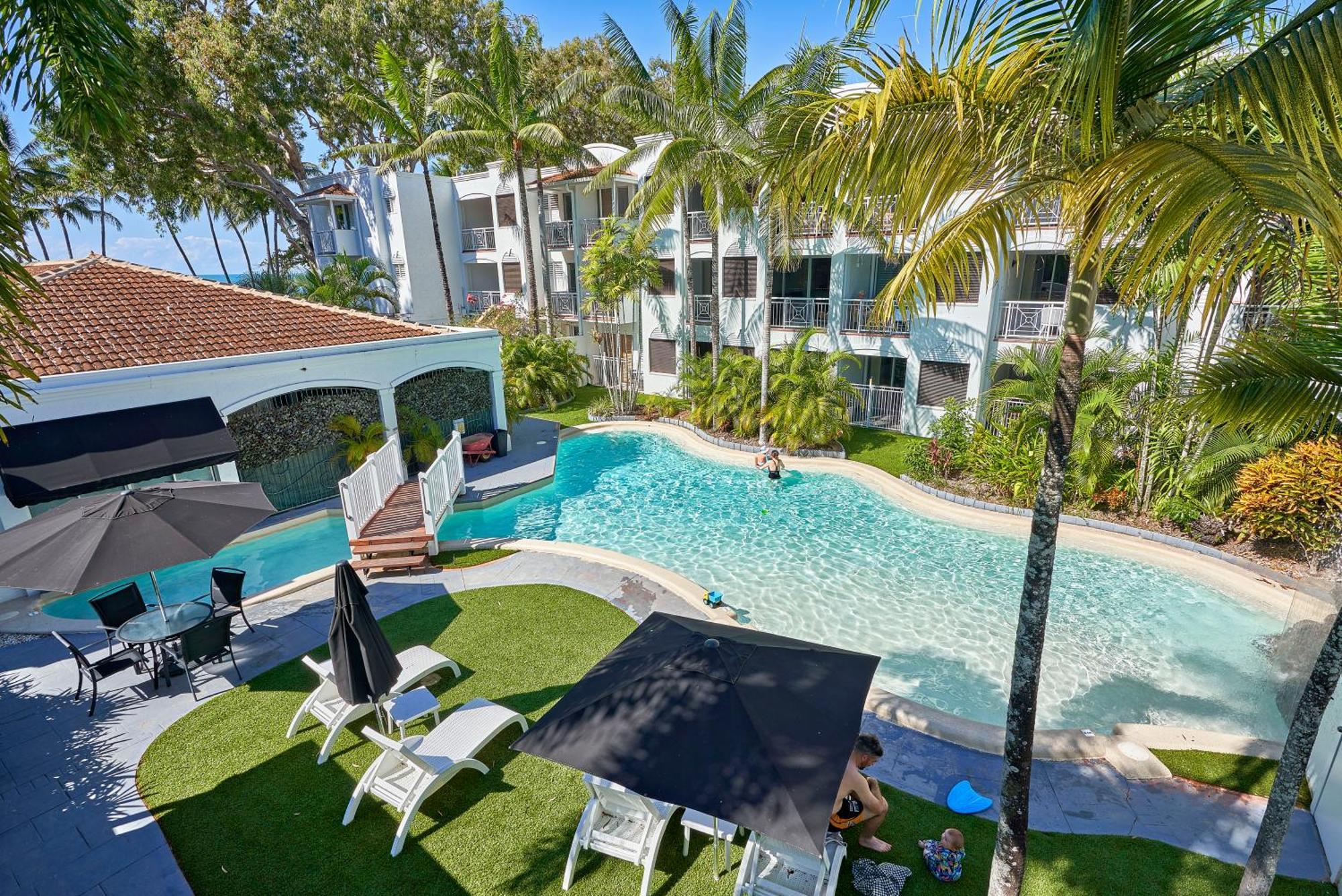 Alassio Apartments With Direct Pool Access Palm Cove Exterior foto