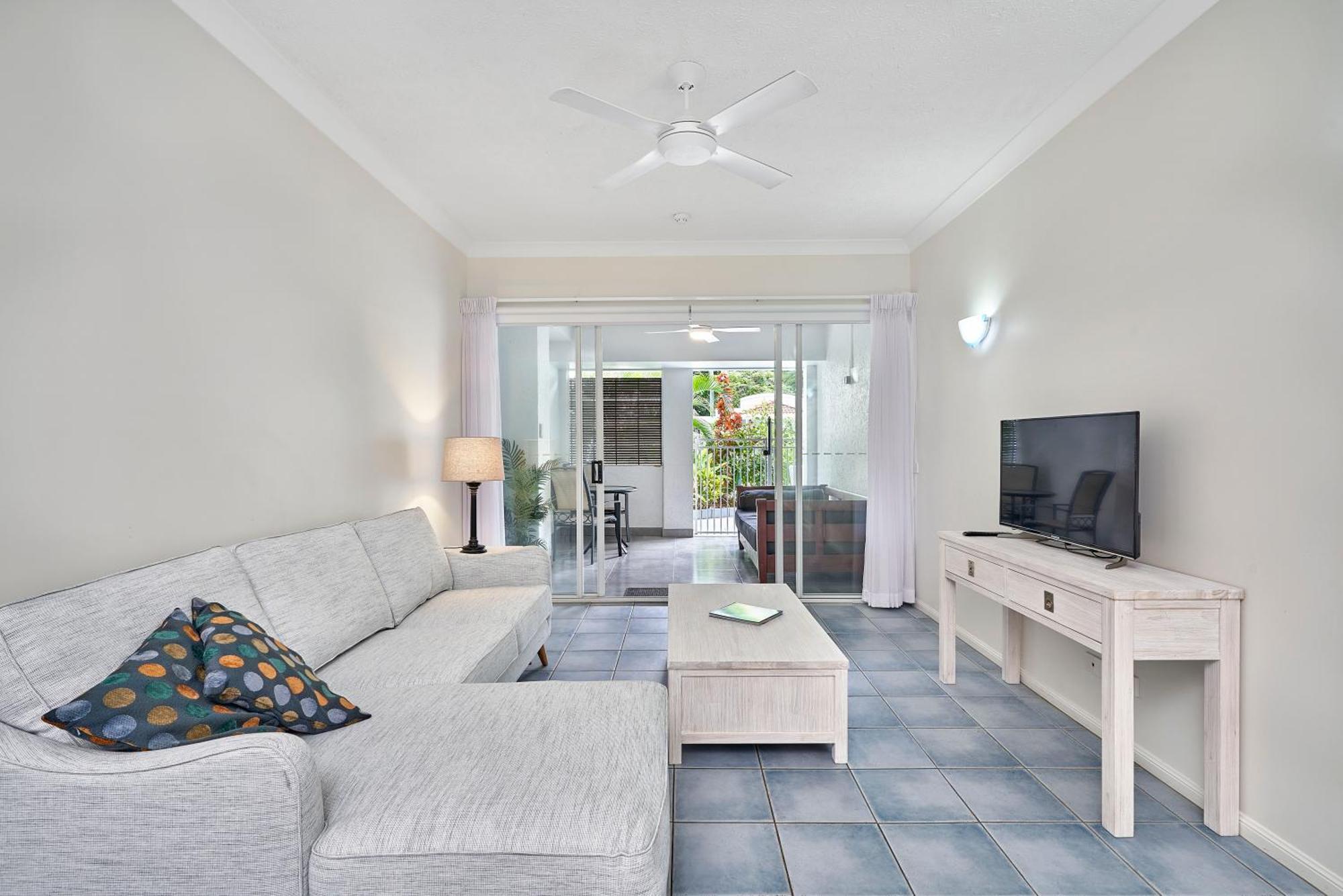 Alassio Apartments With Direct Pool Access Palm Cove Zimmer foto